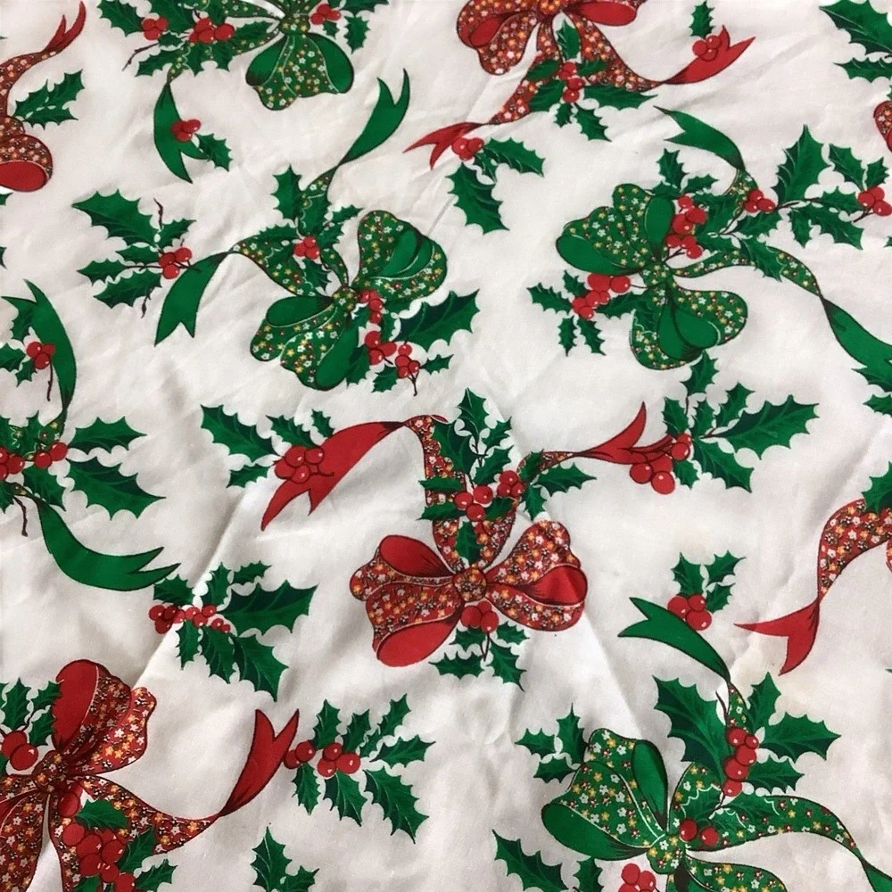 Vintage Christmas Tablecloth 70x68 Holly Berries Bows Red Green Holiday